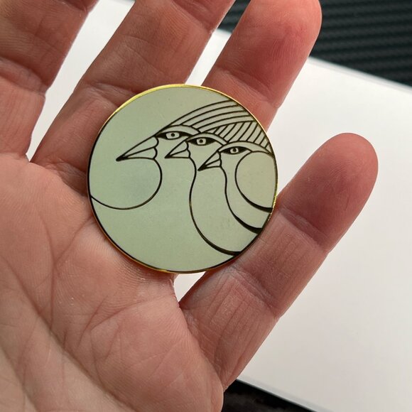 Celestial Birds Enamel Brooch Pin RARE Signed Laurel Burch Cream Gold Tone MCM - Picture 6 of 8